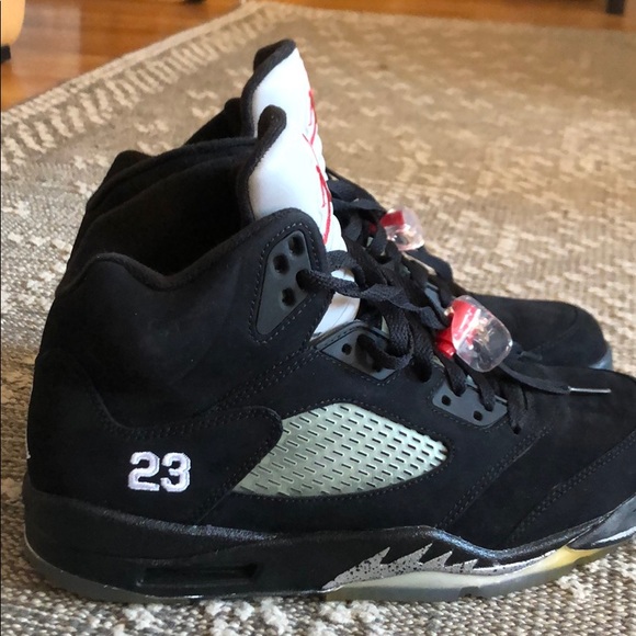 Air Jordan Retro V 2011 black metallic main image 8